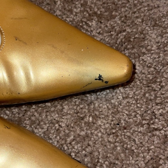 Stuart Weitzman Gold Wedges - Picture 8 of 8